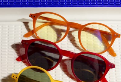 glasses-with-rounded-frames-still-life